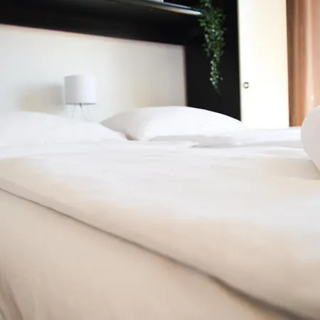 ホームステイ Apartman Lovren